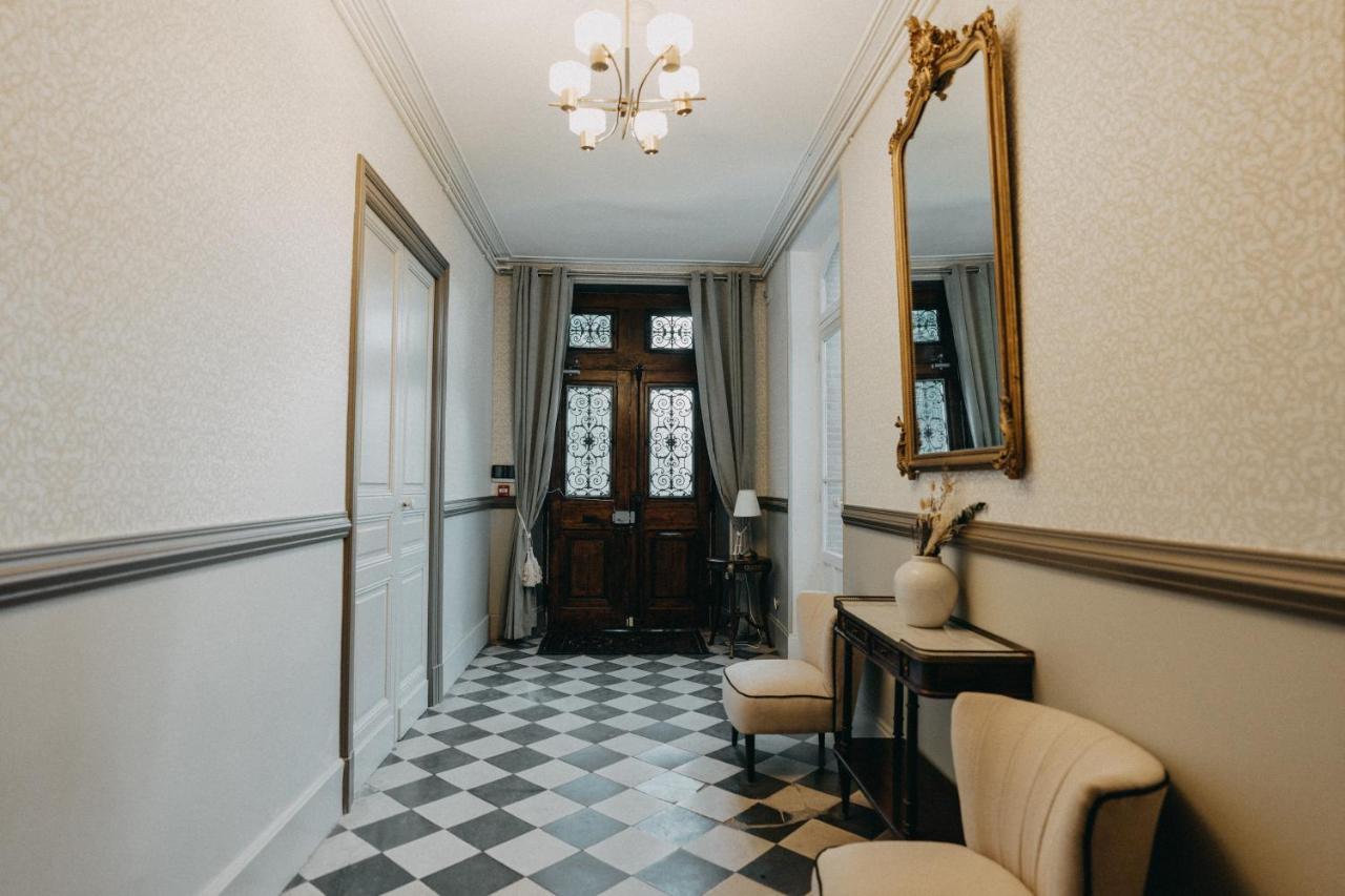 B&B Le Domaine Des Marcoujans Saint-Elix-le-Chateau Exteriör bild