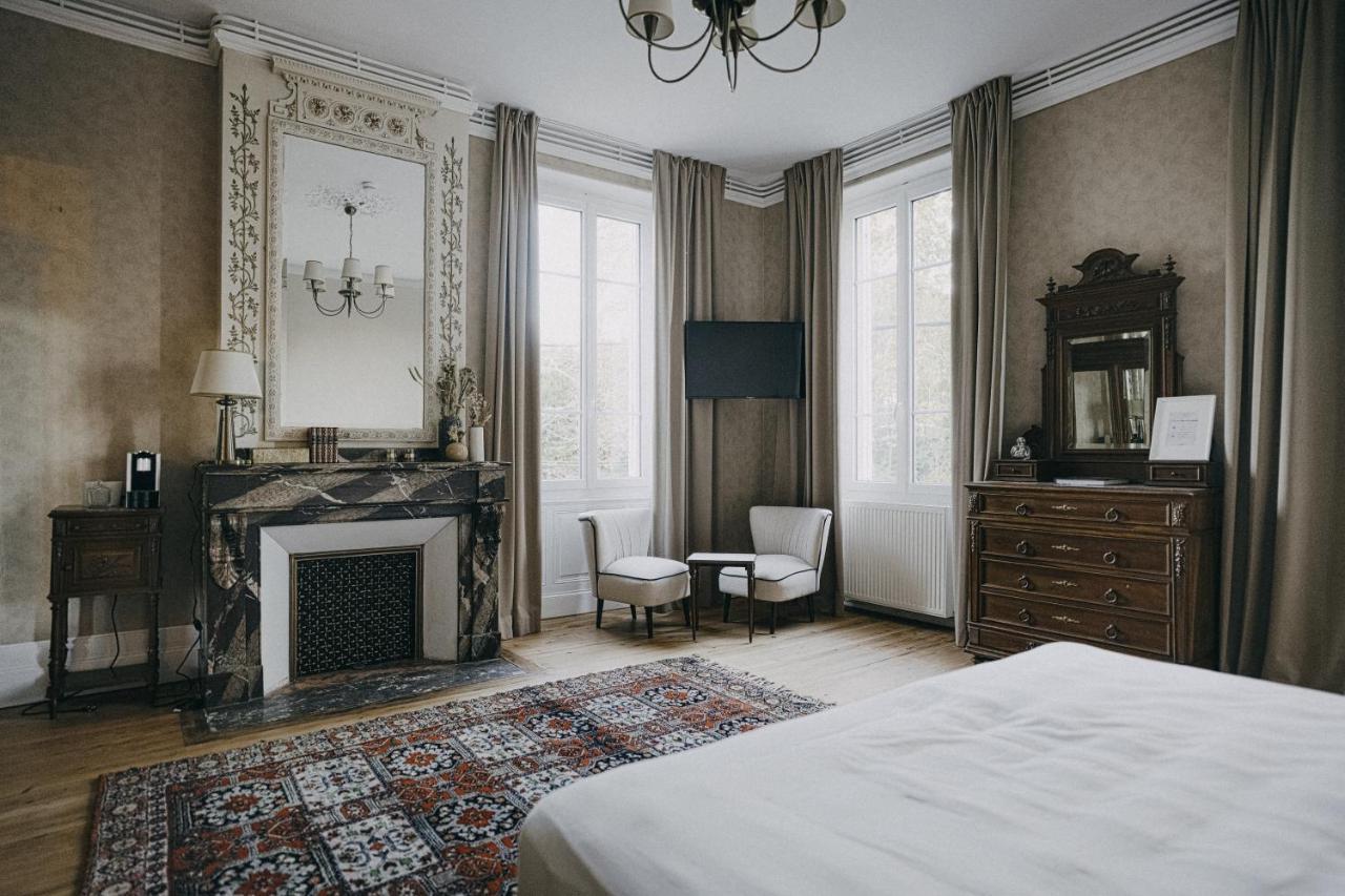B&B Le Domaine Des Marcoujans Saint-Elix-le-Chateau Exteriör bild